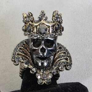 Statement Gothic Crowned Skull King Stretch Ring - Hematite & Antique Gold Tone